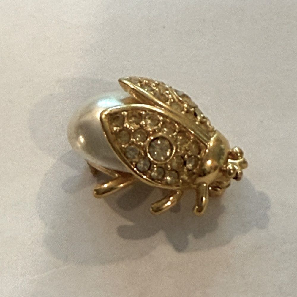 Elegant Gold-tone and Bee Insect Brooch